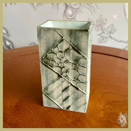 Carn pottery abstract box vase - pottery,